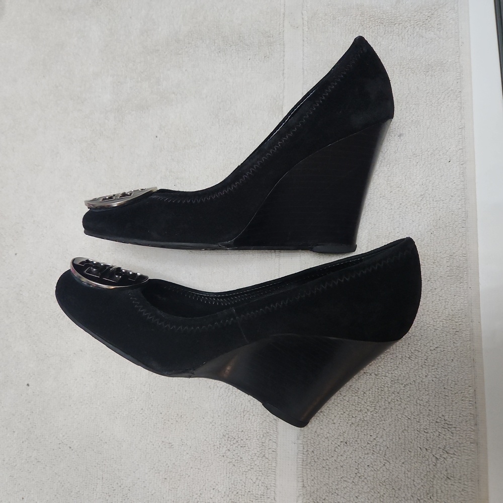 Tory Burch shoe - Picture 2 of 6